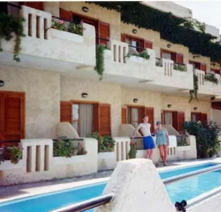 Elida Lägenhetshotell 3*